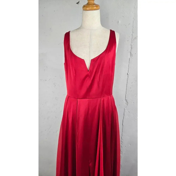 Nwt Halston Heritage Scarlett Meaghan Formal Gown size 8 - Picture 10 of 12